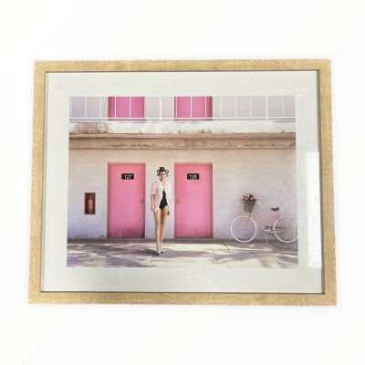 Poster in lijst Pink Doors  Art Collection